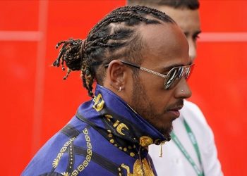 F1 pilotu Lewis Hamilton’dan Gazze’ye yardım daveti