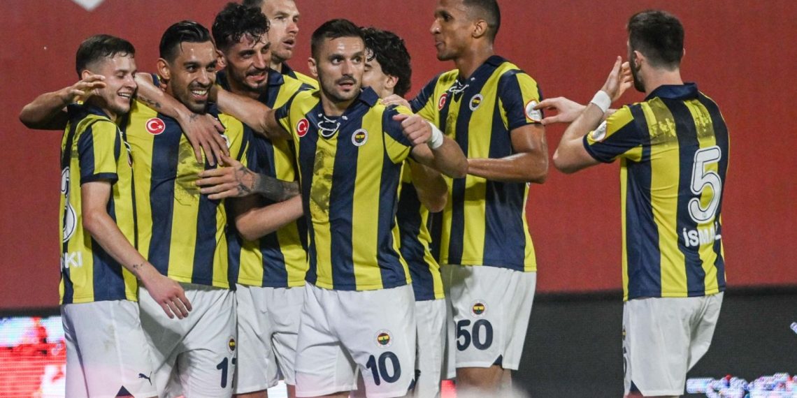 Fenerbahçe, Bayern Münih’i geride bıraktı