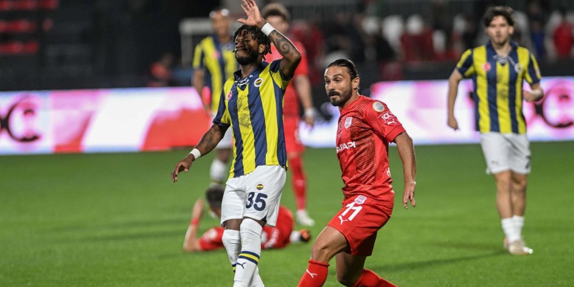 Fenerbahçe’de Fred ve Djiku için seferberlik