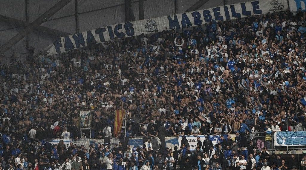 Fransa Ligi’nde Marsilya-Lyon maçı ertelendi: Kadro otobüsüne taşlı hücum