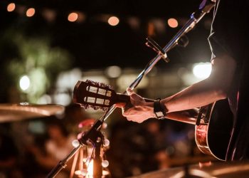Fransız elektro pop rock kümesi Camp Claude İstanbul’da sahne alacak