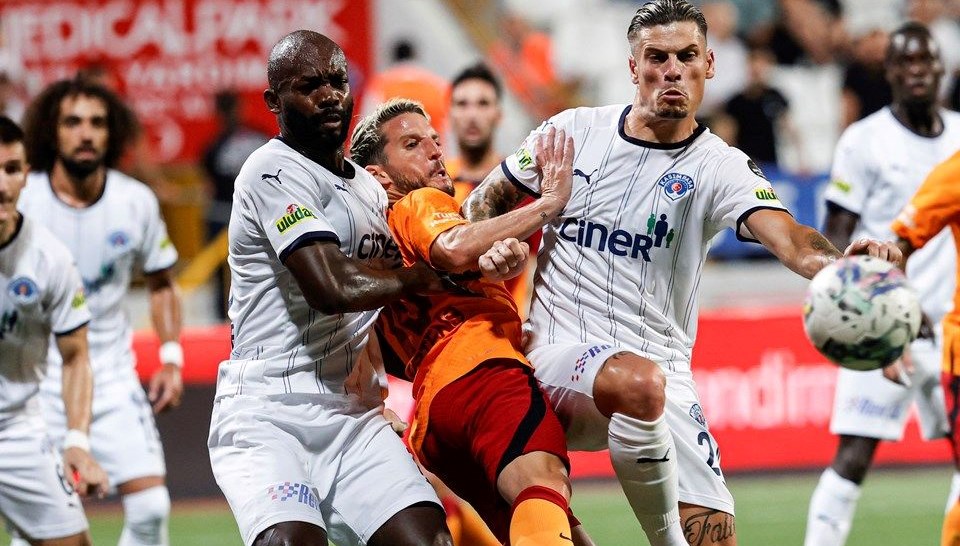 Galatasaray ile Kasımpaşa 39. randevuda