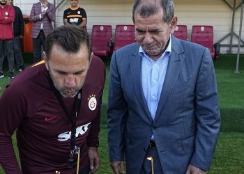Galatasaray’da Okan Buruk’un mukavelesi uzatıldı