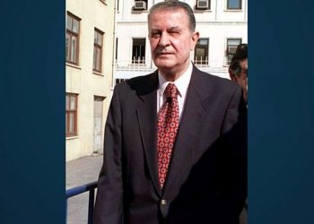 Gazeteci Rauf Tamer hayatını yitirdi