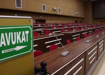 Hukuk fakültesinde yeni sistem: Mezunlar öncelikle hukuk mesleklerine giriş imtihanına girecek