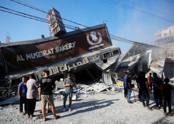 İsrail Gazze’deki 20 fırından 11’ini vurdu