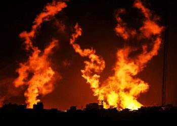 İsrail’den mülteci kampına taarruz: 21 kişi öldü