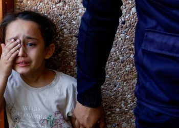 İsrail’in akınlarında hayatını kaybeden Filistinlilerin sayısı 10 bini aştı