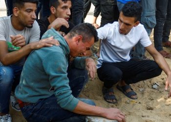 İsrail’in taarruzlarında ölen Filistinlilerin sayısı 10 bin 328’e yükseldi