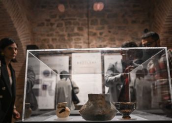 İstanbul Hafriyatları standı açıldı