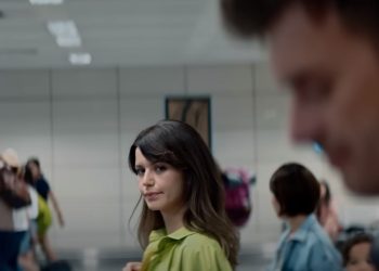 İstanbul İçin Son Davet: Beren Saat ve Kıvanç Tatlıtuğ’un yeni sineması ne vakit çıkacak?