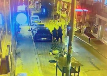 İstanbul’da eski eş dehşeti: Çocuğunun yanında silah zoruyla kaçırmaya çalıştı