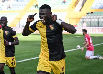 İstanbulspor, Hakan Yakın ile dönemin birinci galibiyetini aldı