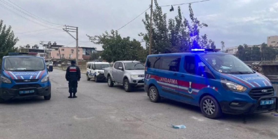 İzmir’de uyuşturucu operasyonunda 4 tutuklama