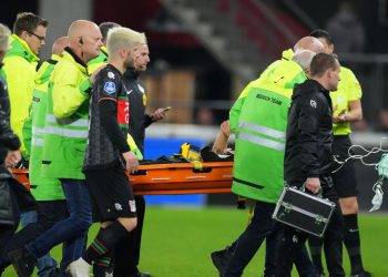 Kalp krizi geçiren Hollandalı Bas Dost’tan futbola ara kararı