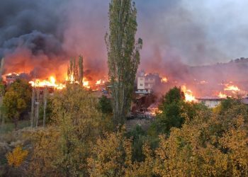 Kastamonu’da yangın 15 köy meskenine sıçradı