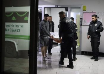 Kayseri’de cinayet: Kocasını göğsünden bıçaklayarak öldürdü