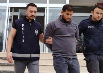 Kendini polis olarak tanıtıp 180 bin lira dolandırdı