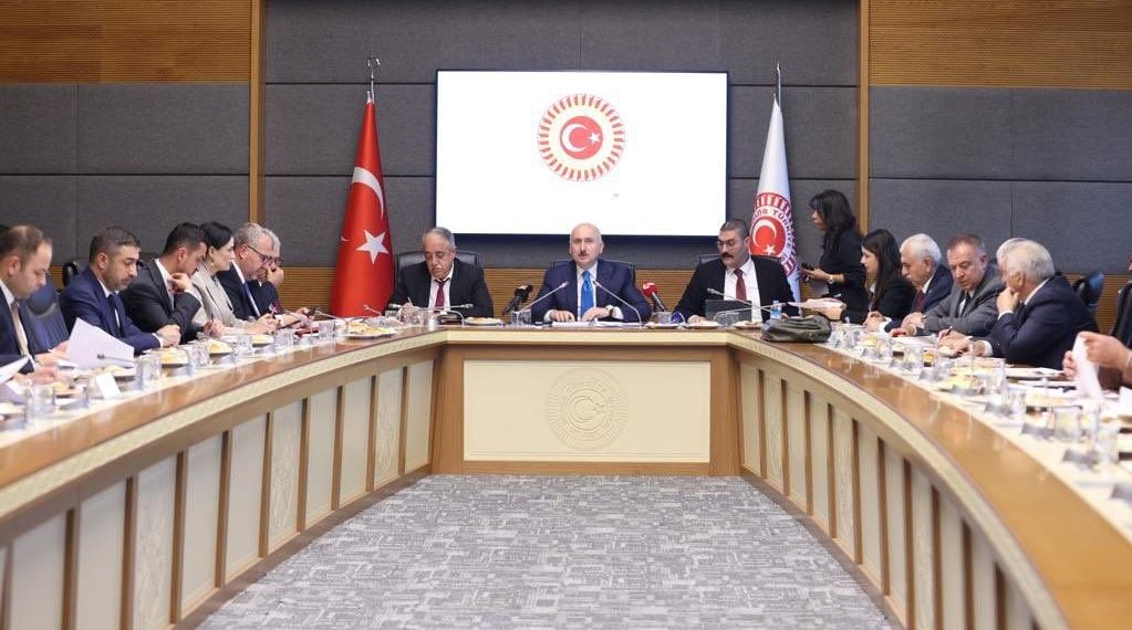 “Kentsel Dönüşüm” yasası için kurul görüşmeleri başladı