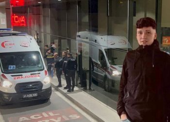 Kocaeli’de iki küme ortasında bıçaklı arbede: 1 çocuk öldü