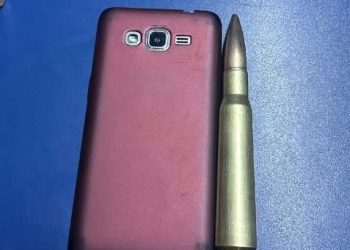 Kuşku üzerine durduruldu: Üzerinden uçaksavar mermisi çıktı