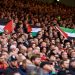 Liverpool taraftarından Filistin bayrağı ve pankartı: Gazze’yi koruyun