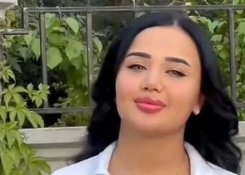 Melek Azad (Fatma Demir) kimdir?