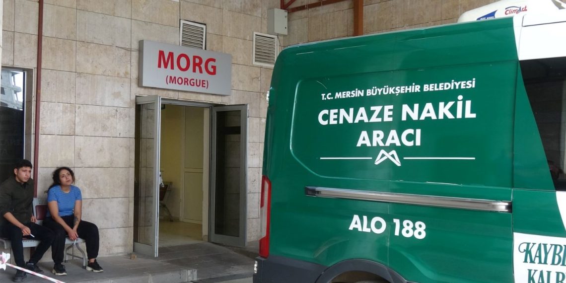 Mersin’de aile katliamı (Kardeşi, eniştesi ve yeğenini öldürdü)