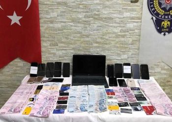 Mersin’de “sazan sarmalı” ve “şantaj” operasyonu