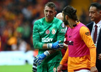 Muslera’nın sıhhat durumu nasıl? Yener İnce’den açıklama