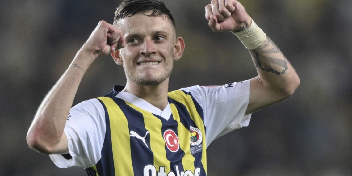 Napoli’nin grubu Szymanski’yi izlemeye geliyor