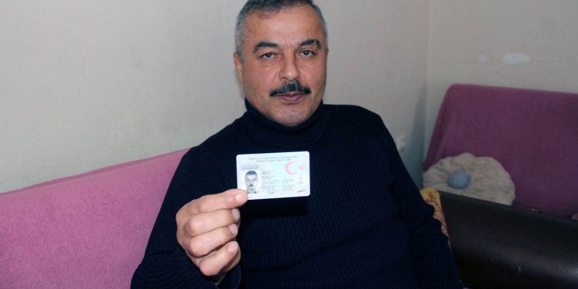 Nüfus memurunun kusuru hayatını kararttı: 38 yıl bayan kimliğiyle yaşadı