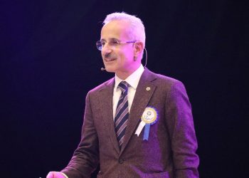 Öğrencilere fiyatsız 10 GB internet ne vakit verilecek? Bakan Uraloğlu tarih verdi