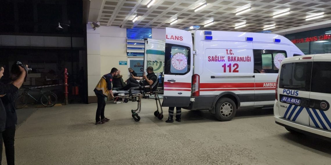 Ormandan topladıkları mantar iki aileden 8 kişiyi zehirledi