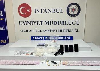 Otel odasındaki uyuşturucu satıcılarına operasyon