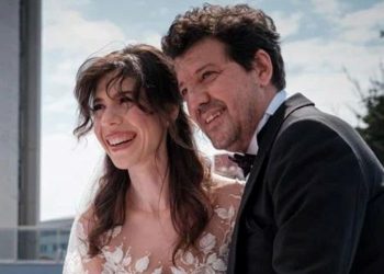 Oyuncu İlker Aksum baba oluyor