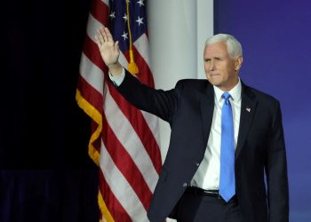 Pence, 2024 başkanlık seçimleri aday adaylığından çekildi