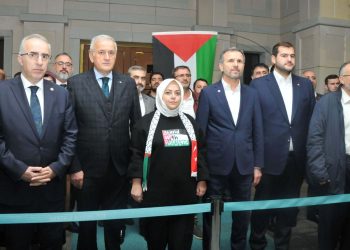 Saadet ve Gelecek partili milletvekili heyeti Gazze için yola çıktı