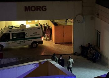 Siirt’te ikinci kattan düşen çocuk hayatını kaybetti