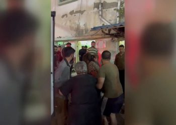 SON DAKİKA HABERİ: Gazze’deki İçişleri Bakanlığı: İsrail kiliseyi vurdu