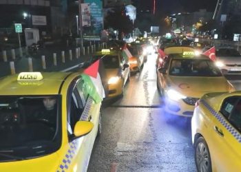 Taksicilerden Filistin’e takviye konvoyu