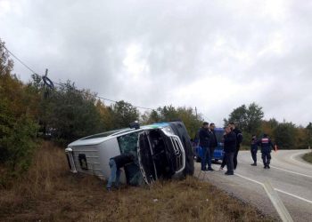 Tekirdağ’da yolcu minibüsü devrildi: 16 yaralı