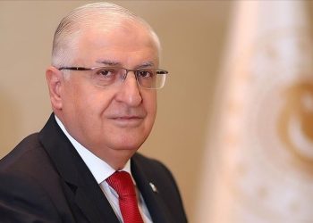 Ulusal Savunma Bakanı Yaşar Güler, İran Genelkurmay Lideri Bakıri ile görüştü