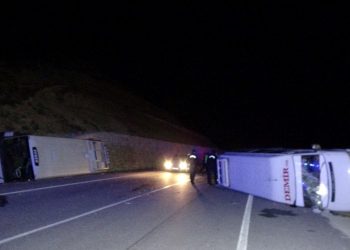 Uşak’ta iki personel servisi çarpıştı: 28 yaralı