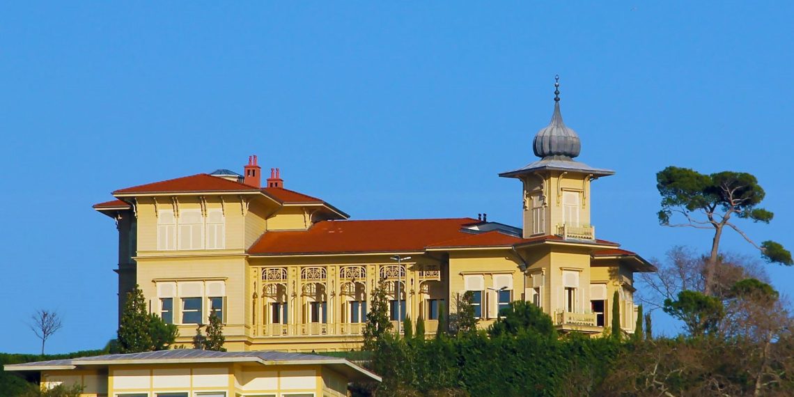 Vahdettin Köşkü (Çengelköy Köşkü) nerede, hangi ilçede?