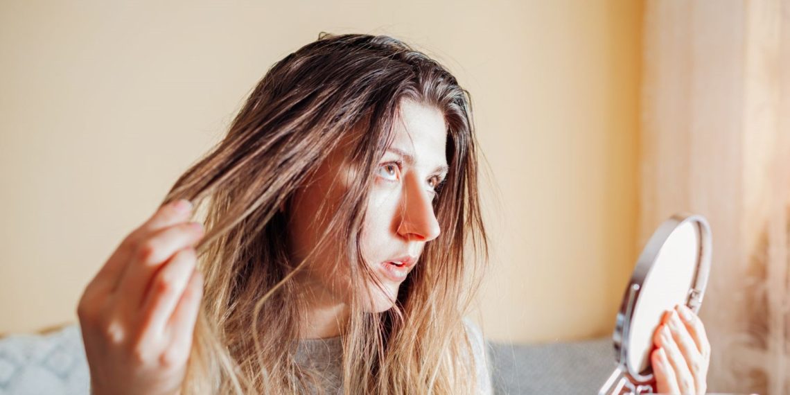 Yağlı saç bakımı nasıl yapılmalı? Yağlı saçlar için en gerçek teklifler