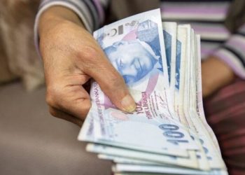 Çalışan emekliye ikramiye ödemesi Meclis’te yasalaşıyor