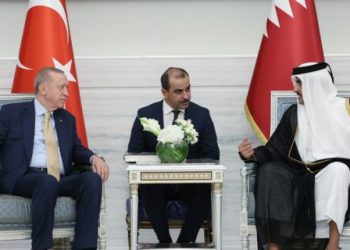 Cumhurbaşkanı Erdoğan, Katar Emiri Al Thani ile görüştü