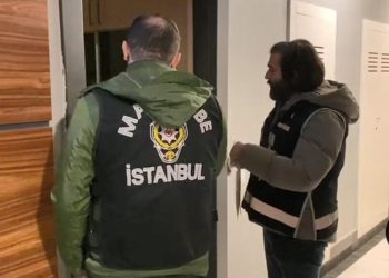 İstanbul ve Ağrı’daki tefecilik operasyonunda 8 şüpheli yakalandı