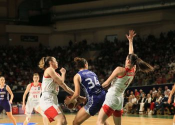 A Ulusal Bayan Basketbol Kadrosu, Slovakya’yı farklı geçti